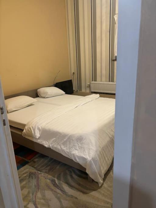 Apartment For Rent Βρυξέλλες Εξωτερικό φωτογραφία