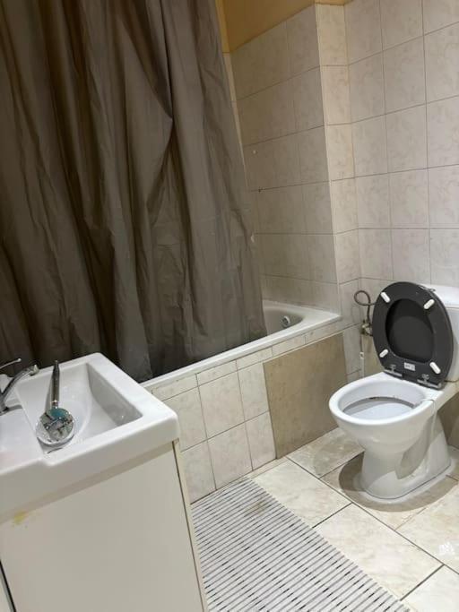 Apartment For Rent Βρυξέλλες Εξωτερικό φωτογραφία